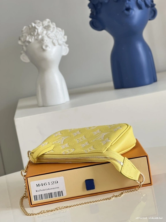 Official oldcobbler VUITTON POCHETTE ACCESSOIRES LOUIS MINI 0725